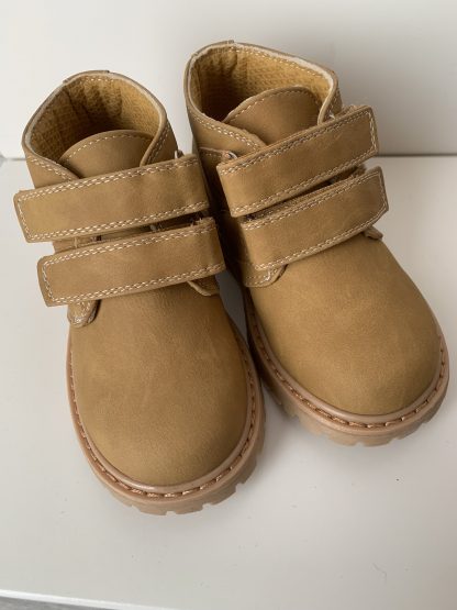 Bota con velcros camel Deb&Dan - Imagen 3