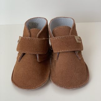 Botita velcro cuero Bubble