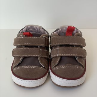 Deportiva velcros marrón puntera Bubble