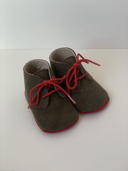 Botita cordones cuero/kaki Quiques - Imagen 13