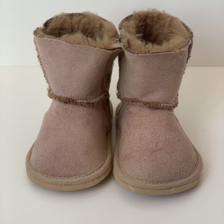 Botita forrada camel Cuquito