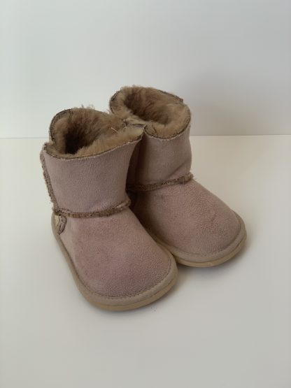 Botita forrada camel Cuquito - Imagen 6