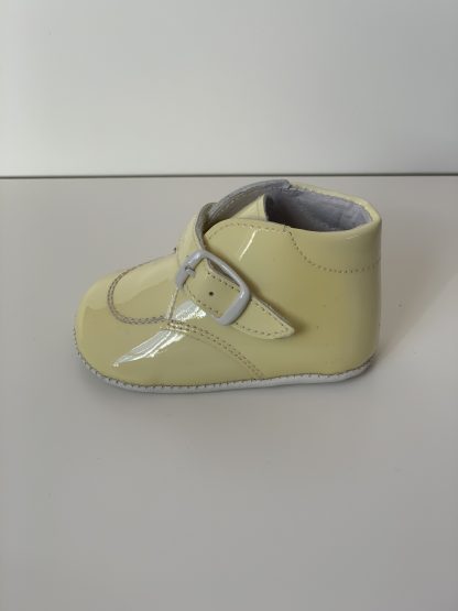 Botita hebilla charol beige Citos - Imagen 2